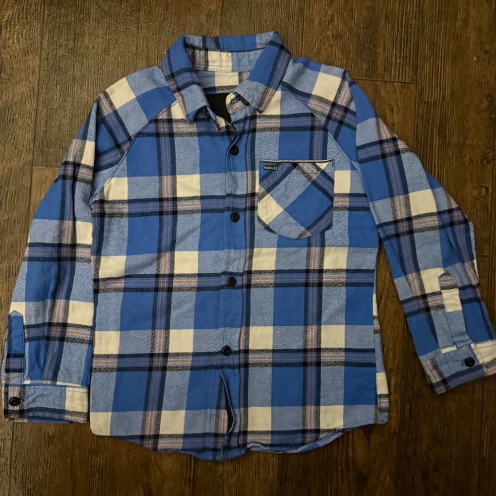 Hurley Boys Size 6 Blue Plaid Flannel Long Sleeve Button Down Shirt - Picture 3 of 10